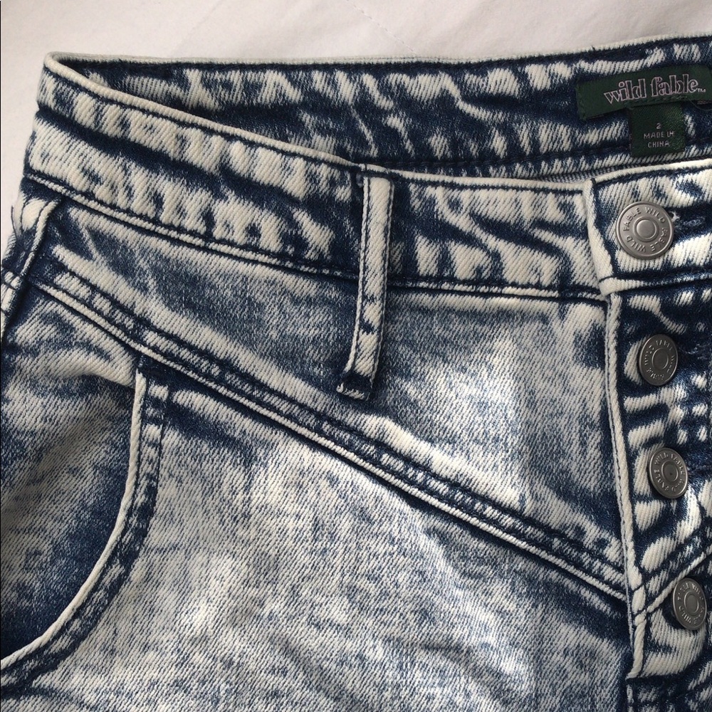 Jeans - Picture 2 of 2